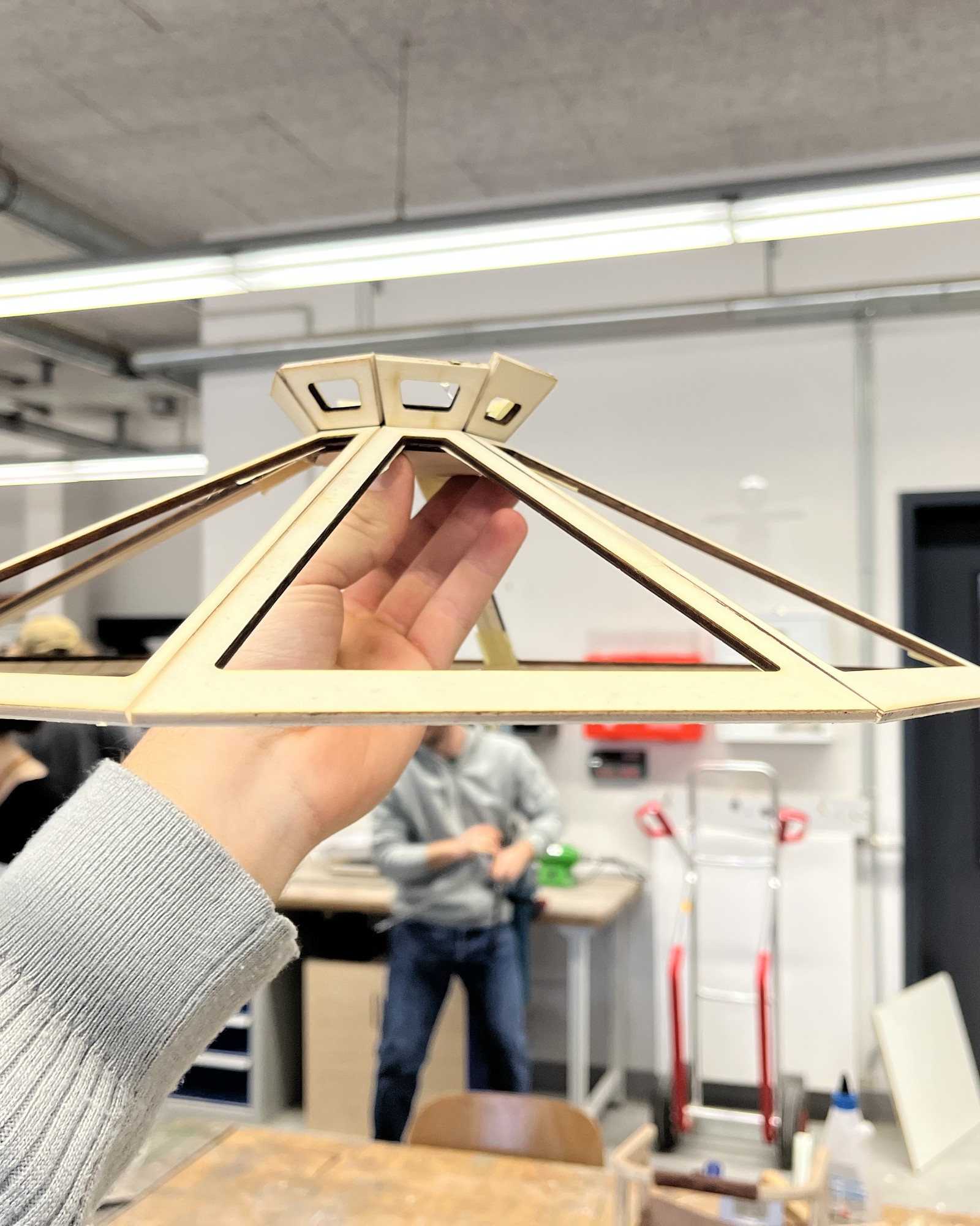 Hikari Hachi – Prozess: Lasermodell