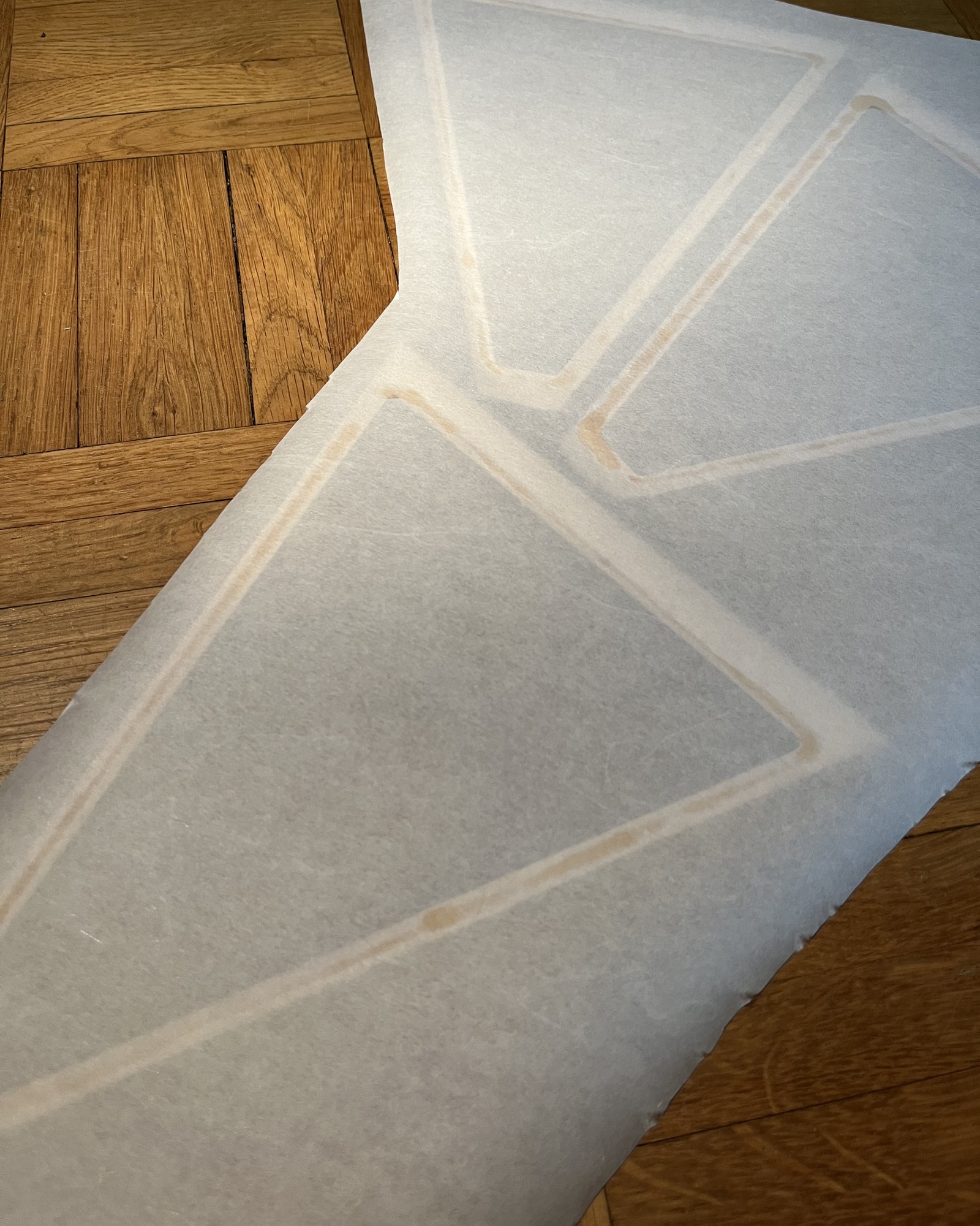 Hikari Hachi – Prozess: Shoji-Papier kleben