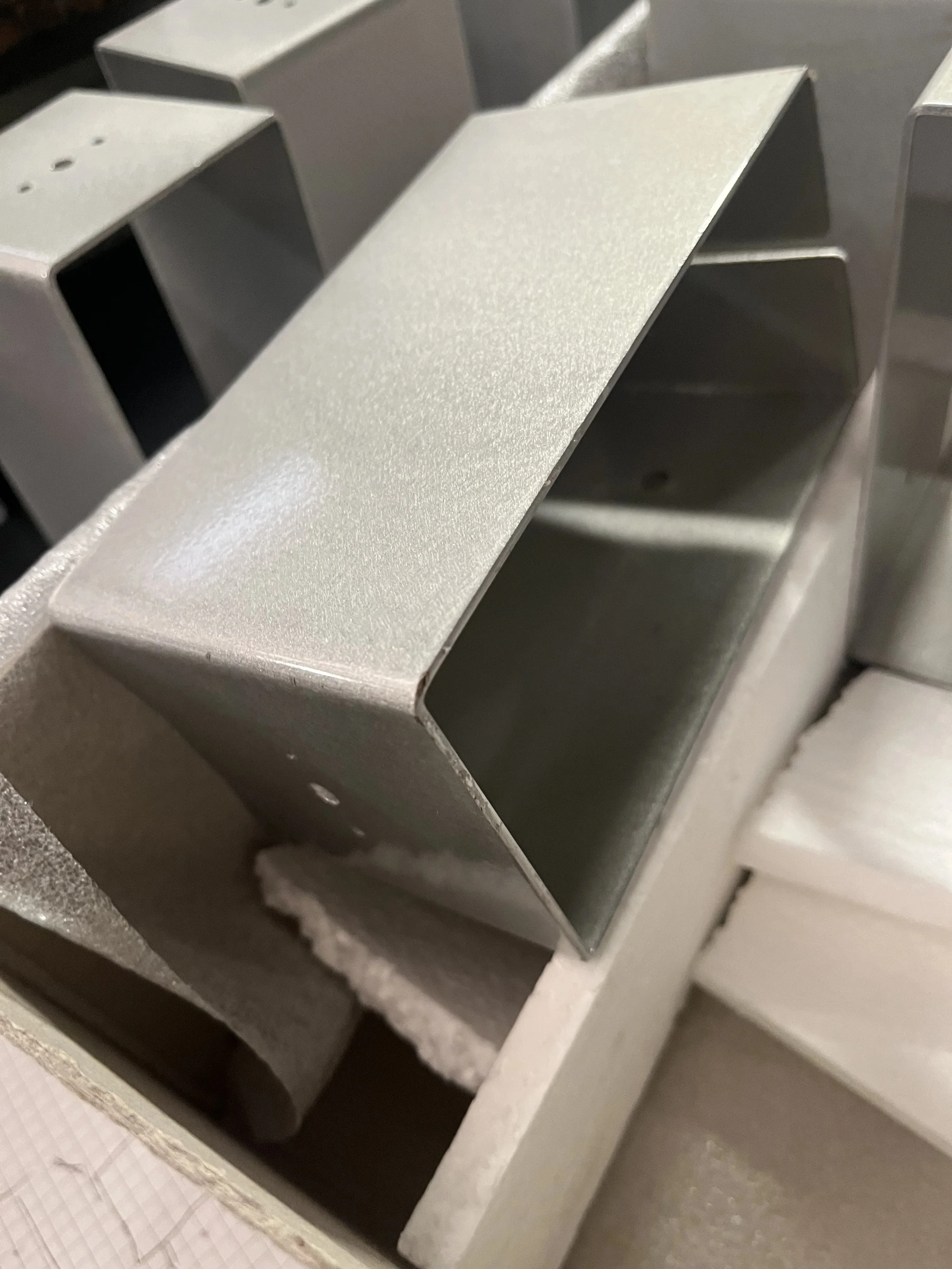Fehlproduktion eines Aluminiumgestells für Kumo